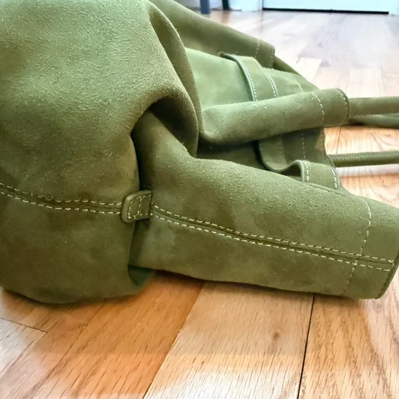JW PEI Hana Medium Olive Green Women's Tote Bag - Picture 9 of 15